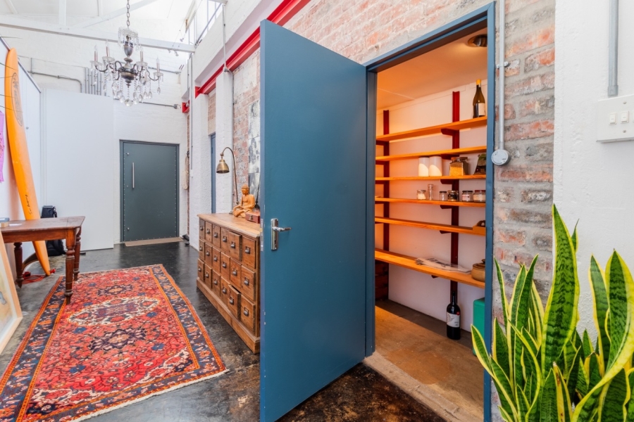 To Let 1 Bedroom Property for Rent in Woodstock Western Cape